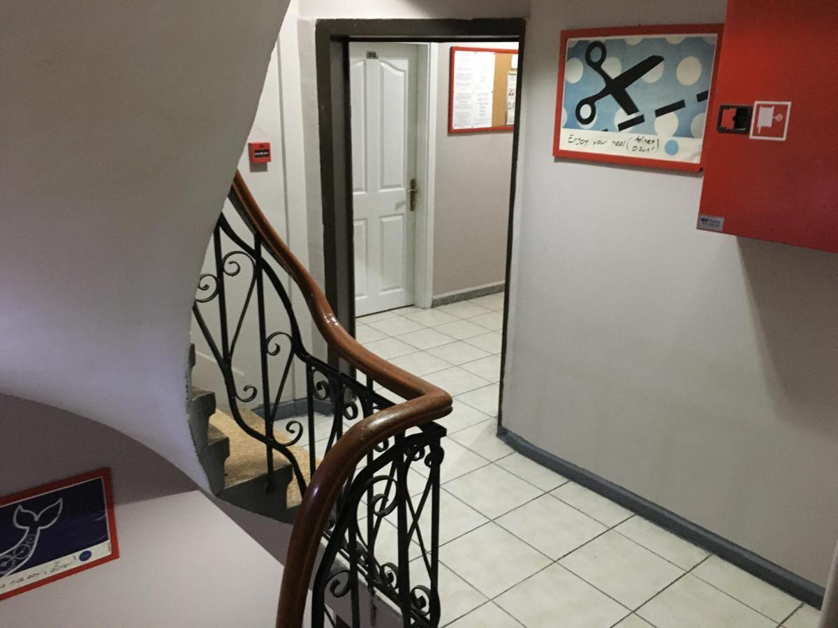 Second Home Hostel Стамбул Экстерьер фото