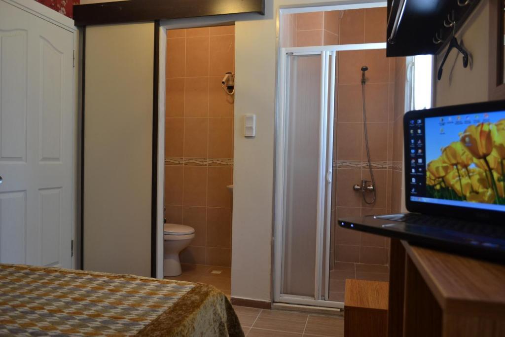 Second Home Hostel Стамбул Экстерьер фото